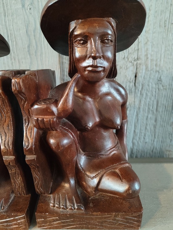 Image 1 of Vintage Balinees Houtsnijwerk Boekensteunen (Man & Vrouw)