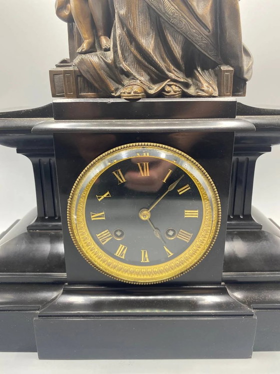 Clock and bronze sculpture signed Jean-Jules Salmson – Black marble – Barrard and Vignon Paris clockwork – (photo 2 of 12)