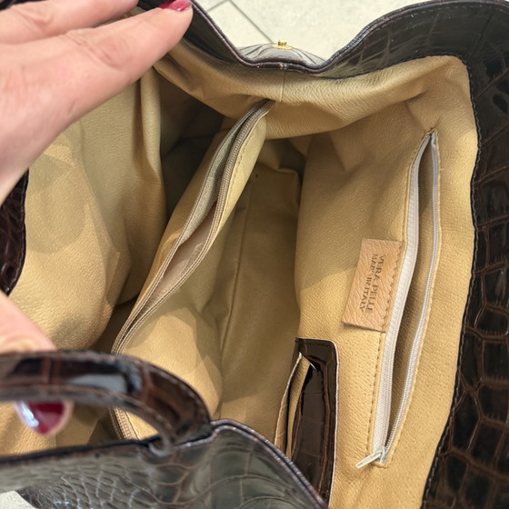 Sac à main italien élégant en cuir véritable aspect crocodile – fabriqué en Italie – comme neuf – Sacs a main (photo 8 of 9)