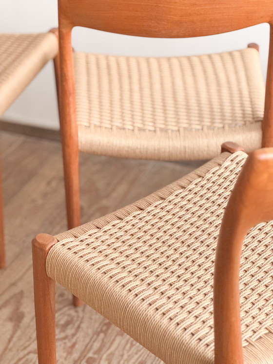 Image 1 of Mid Century Deense Teakhouten Eetkamerstoelen #57 & 77 door Niels O. Møller, J. L. Moller, Set van 10