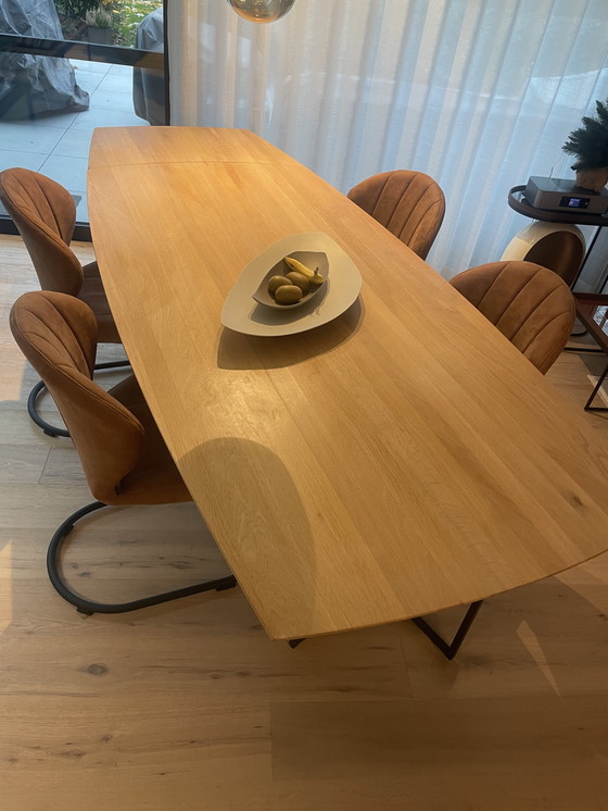 Image 1 of 4 di 6 cognac nubuck MXSOFA stoelen EN eiken tafel in bootvorm 180