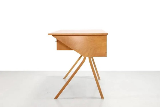 Birch EB02 desk by Cees Braakman for Pastoe – Wood, Bauhaus (photo 5 of 9)