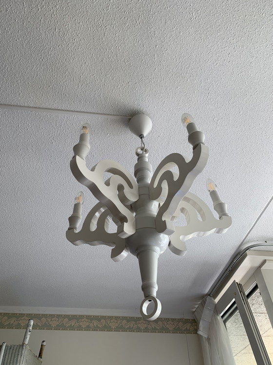 Image 1 of Lámpara de araña blanca elegante, réplica de Studio Job