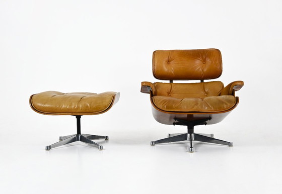 Image 1 of Poltrona e pouf di Charles e Ray Eames per Herman Miller, anni '70
