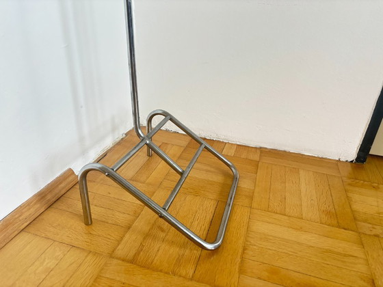 Image 1 of Perchero V17, Robert Slezak