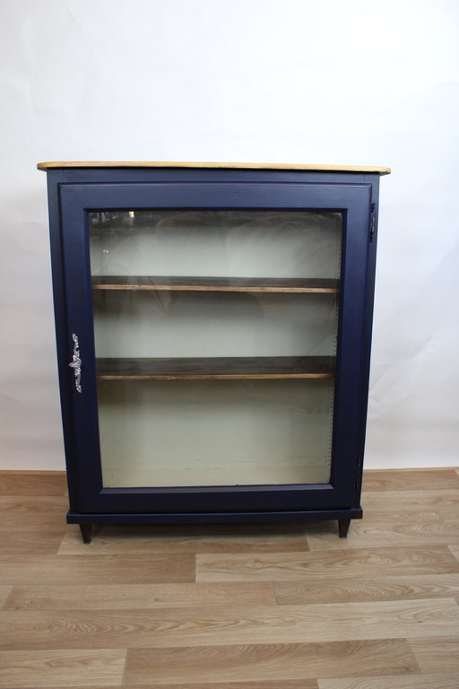 Page 1 of 9 Low glass bookcase