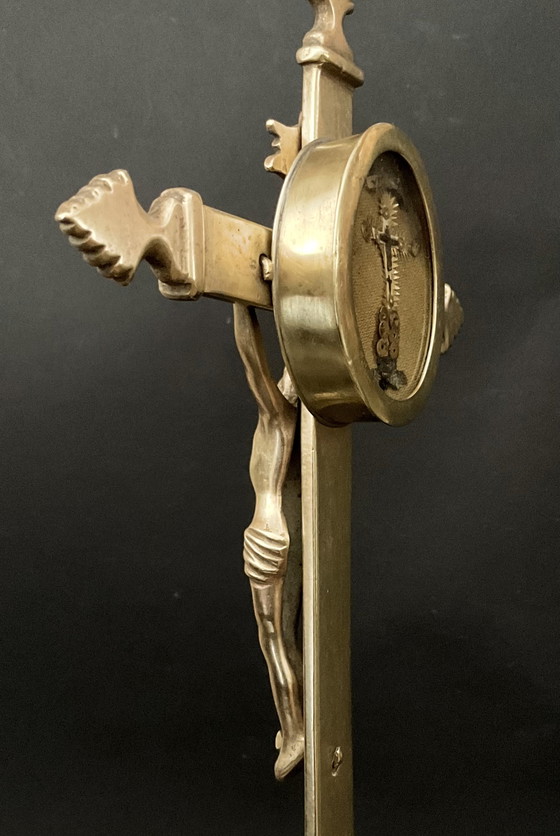Reliquienkruzifix Vera Cruz aus dem 19. Jahrhundert – Reliquie des Wahren Kreuzes – Dekorative Objekte, Brass (photo 8 of 9)