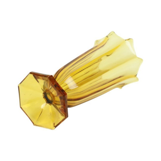 Image 1 of Vaso Art Déco in vetro pressato ambra