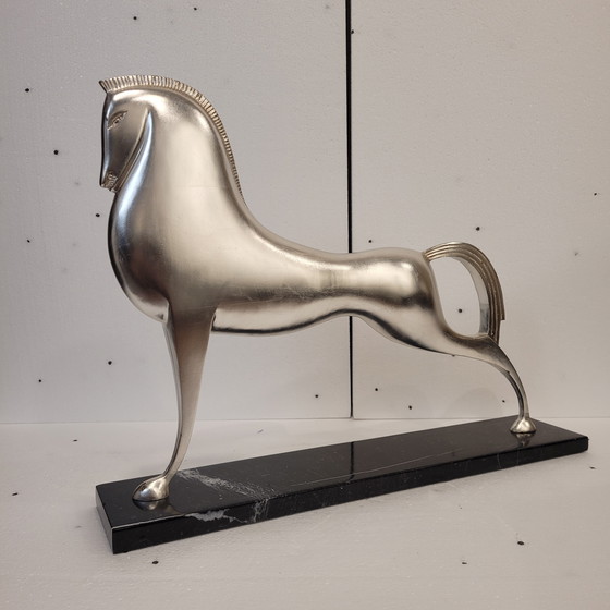 Image 1 of “Caballo”, Metal Plateado y Mármol, Boris Lovet-Lorski, Estilo Art Déco, 70’s - Estados Unidos