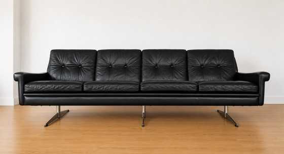 VINTAGE DANISH SVEND SKIPPER 4 PERSON SOFA IN BLACK LEATHER and CHROME – 3-5 seaters (photo 4 of 5)