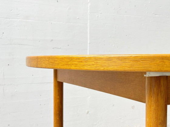 Image 1 of Skandinavischer Tisch mit weisser Laminatplatte, 1970er Jahre