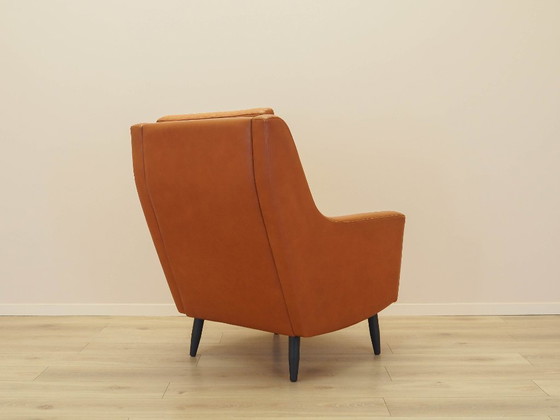 Image 1 of Oranje fauteuil, Deens design, jaren 70, gemaakt in Denemarken.