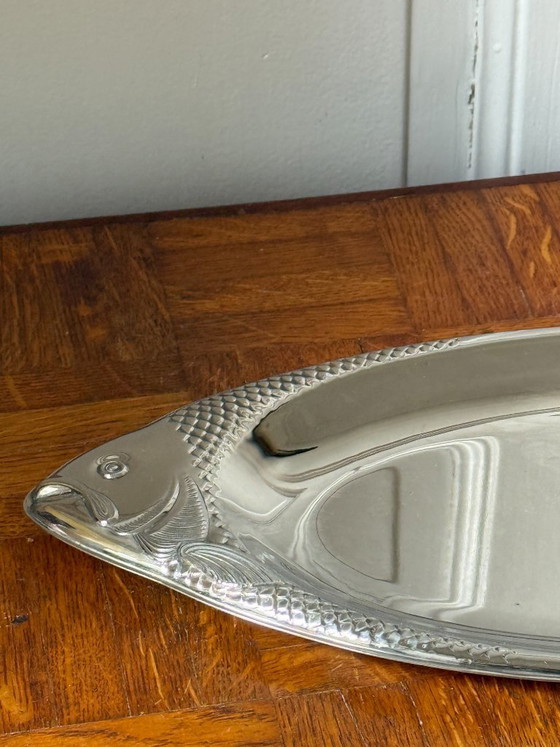 Image 1 of Bandeja de metal plateada para pescado