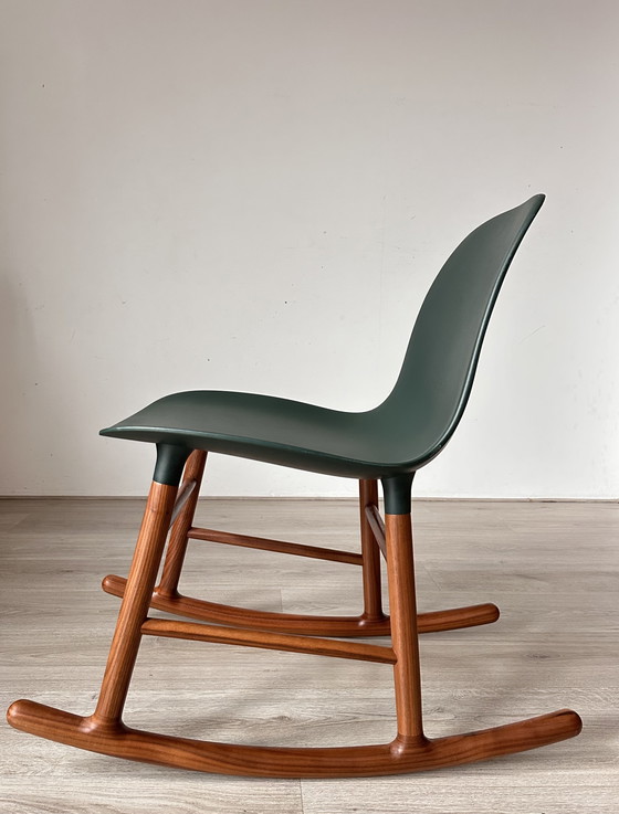 Image 1 of Sedia a dondolo Form di Normann Copenhagen