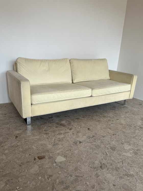 Image 1 of Canapé intemporel COR Conseta