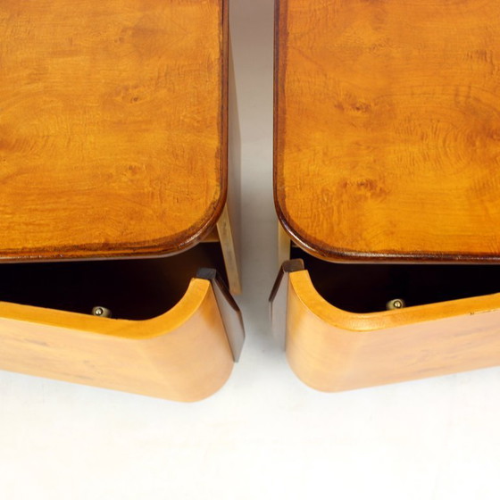 Image 1 of Paire de tables de chevet Art déco, placage noyer, Tchécoslovaquie, années 1940