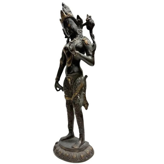 Tara de Bronce de Pie – Estatua Himalayana Esbelta – Lote 472 – Esculturas, Bronze (photo 8 of 10)