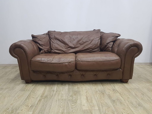 Mid-Century Style Chesterfield Sofa inl Leather
