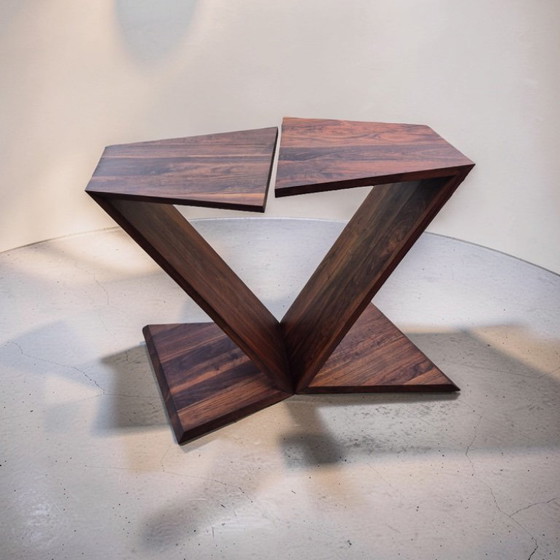Set di 2 tavolini laterali modernisti, Paesi Bassi, anni '90 – Wood (photo 2 of 12)