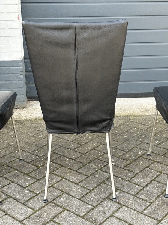 Orea Stoelen 6 Stuks – Label van den Berg, Eetkamerstoelen, Leather, Chrome (photo 3 of 17)