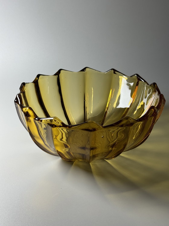 Image 1 of Cuenco y plato bajo mesa, década de 1930 - Verrerie de Scailmont