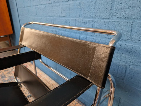 Image 1 of Poltrona Wassily vintage, stile Marcel Breuer