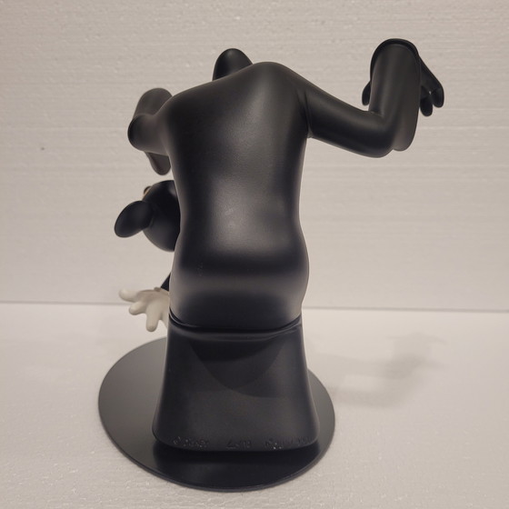 Image 1 of Mickey Mouse y el Fantasma de la Tinta Edición Limitada Leblon Delienne, Resina, 2010 - Francia