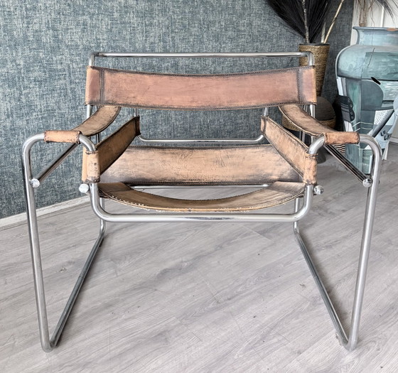 Image 1 of Vintage Marcel Breuer Wassily-stoel, met patina, Italië - jaren 1960