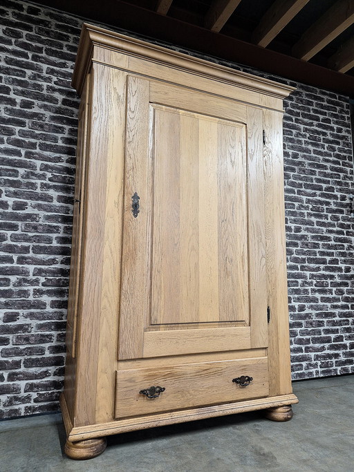 Armoire de chasseur / Armoire à pain / Armoire à linge / Meuble mural / Ee