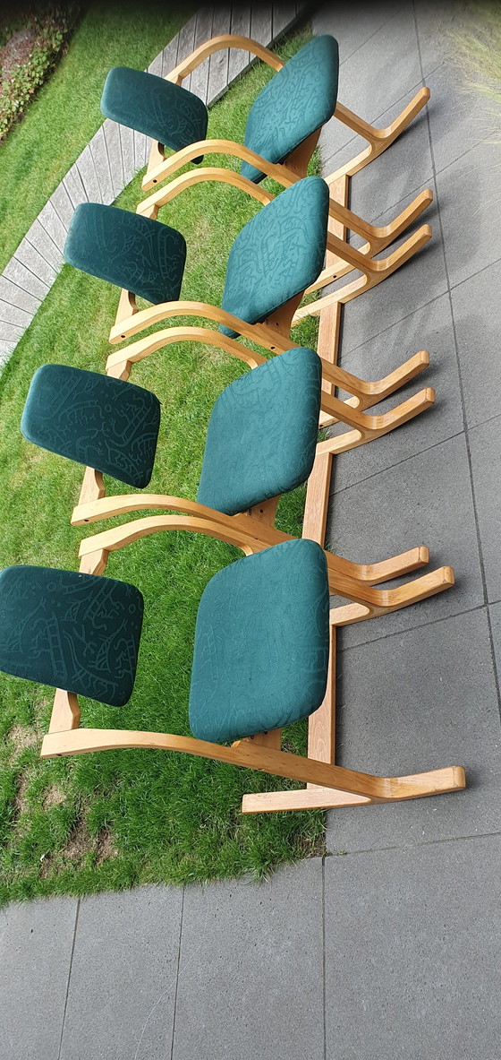 Image 1 of Actulum (4x) - Stokke (Varier) - Ergonomically shaped rocking chair by Peter Opsvik - green upholstery and wooden frame