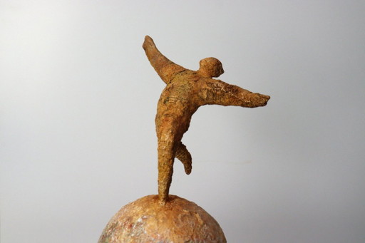 Joy – beeldhouwkunst, Other