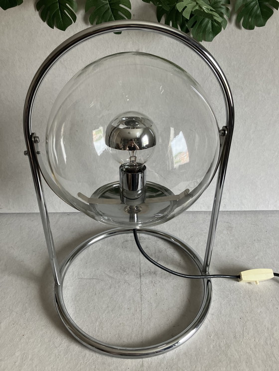 Image 1 of Lampada da tavolo Space Age Ball in vetro e metallo, anni '70 Staff