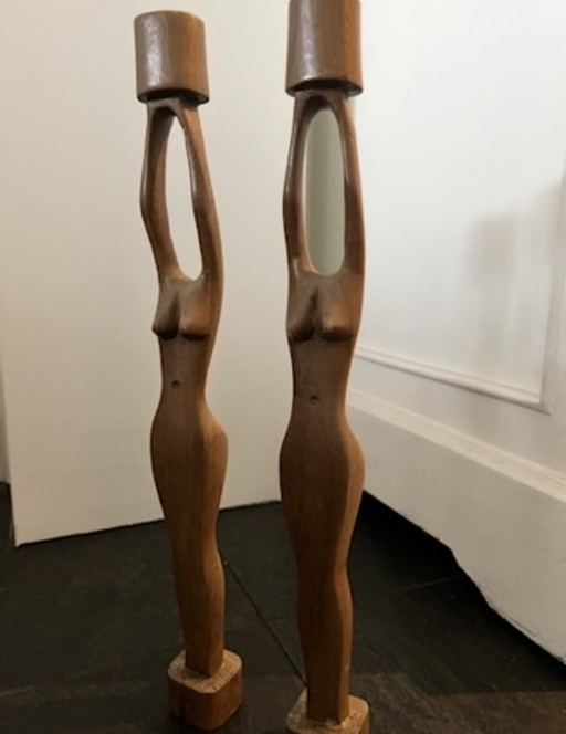 Candelieri intagliati a mano in stile scandinavo di metà secolo