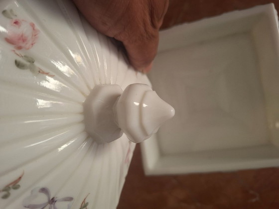 Image 1 of Vintage Amerikaanse huwelijksbedankdoos van opaalglas, handbeschilderd - ca. 1950 - Decoratie