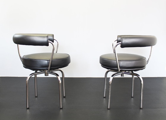 Image 1 of 2x Lc7 Chairs Le Corbusier Cassina Seats