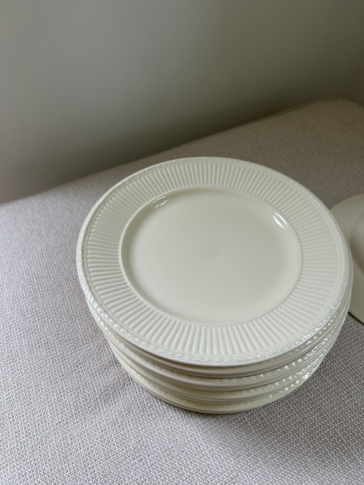 Wedgwood Edme 16 dinner plates 26 cm