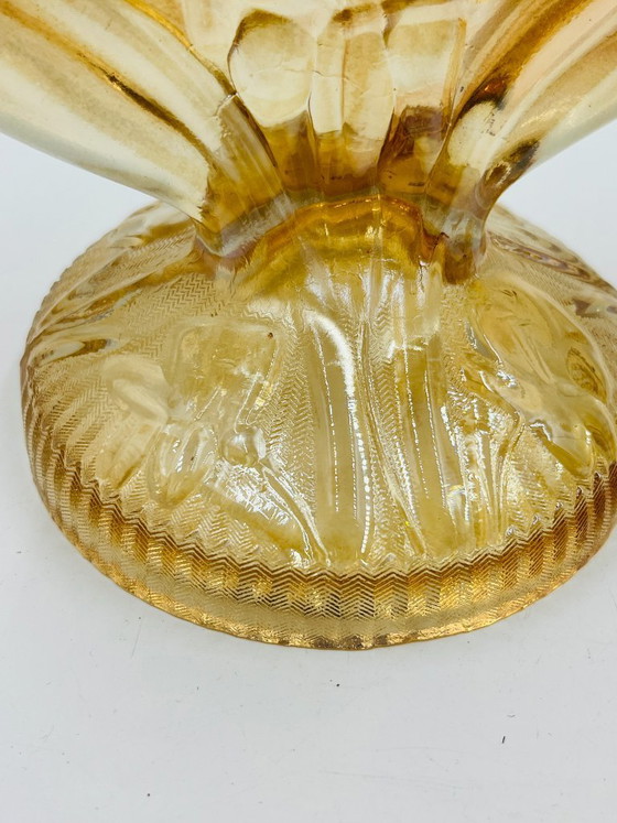 Image 1 of Ein Paar Empoli-Kerzenständer aus bernsteinfarbenem Glas im Art-Deco-Stil