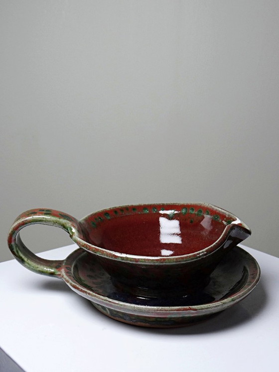 Image 1 of Saucière en grès émaillé Fontgombault, rouge et vert, vintage 1960-1970