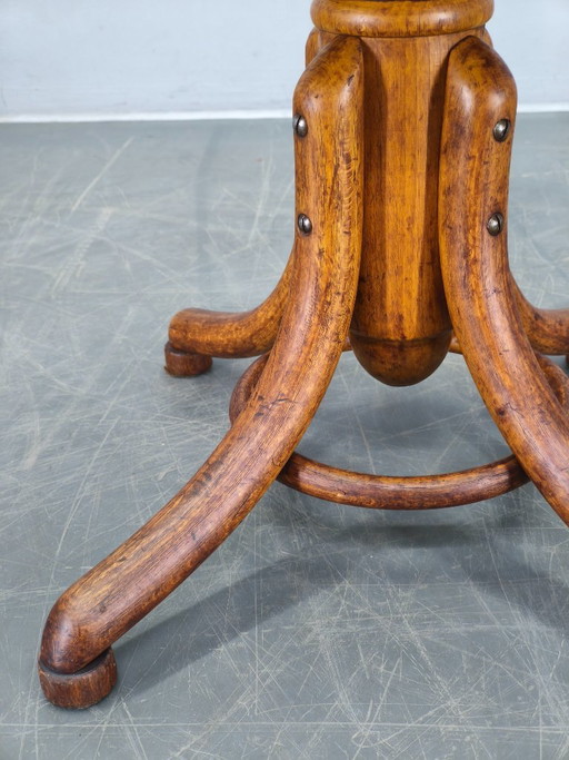 Thonet draaibare pianokruk van gebogen hout, Tsjechoslowakije, jaren 1930