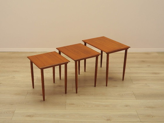 Image 1 of Set van teakhouten bijzettafels, Deens design, jaren 70, gemaakt in Denemarken.
