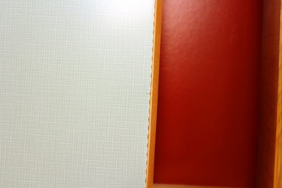 Image 1 of Tables de chevet restaurées de style Mid-Century avec coiffeuse, Tchécoslovaquie, années 1960, ensemble de 3