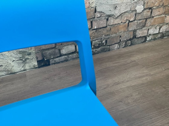 Vitra Tip Ton – Blue plastic | Barber & Osgerby – Dining chairs (photo 11 of 16)
