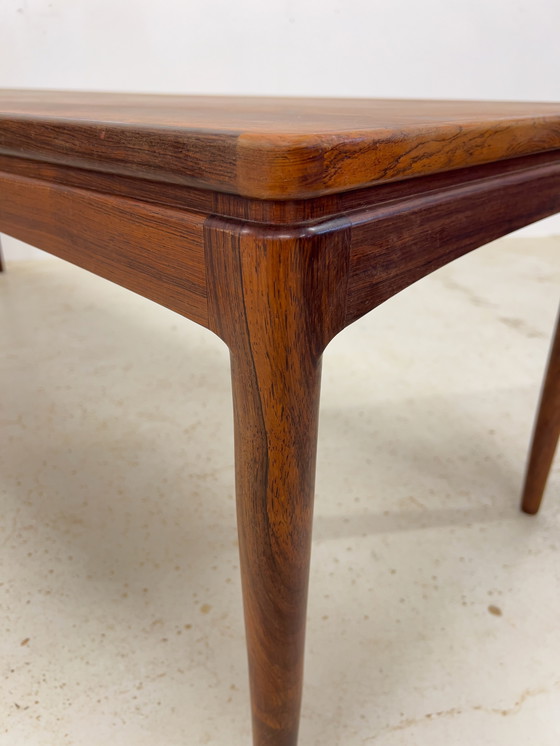 Image 1 of Dänischer langer Couchtisch aus Palisanderholz.