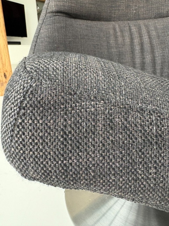 Image 1 of Splendida e raffinata poltrona girevole Kartell con pouf/sgabello.