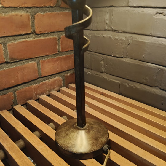 Vintage Italian A.M. Luce table lamp – Sculptural spiral design – 58 cm – Metal (photo 4 of 10)