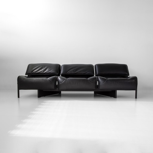 Cassina ‘Veranda’ Sofa – Vico Magistretti, 1983