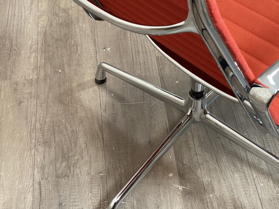 Image 1 of Vitra EA116
