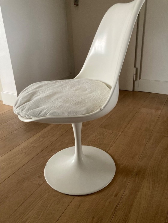 Image 1 of 4 sedie Tulip di Eero Saarinen, base fissa
