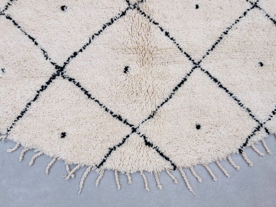 Image 1 of Alfombra redonda Beni ourain de 200 x 200 cm - Nuevo diseño bereber. Alfombra marroquí de lana anudada a mano.