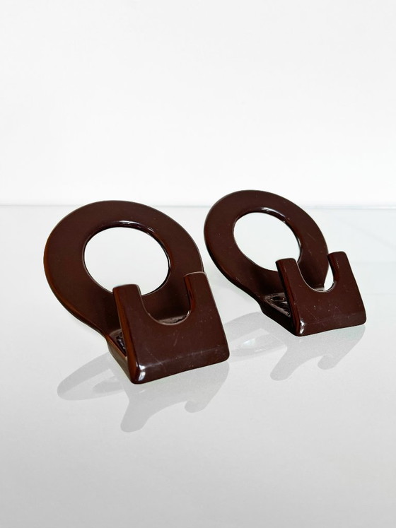 Image 1 of Set di due ganci da parete vintage in metallo marrone